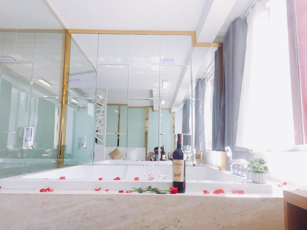 Hong Bao Thach Hotel 胡志明市 外观 照片